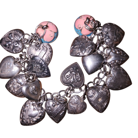 SOLD🔥💕Antique Victorian Sterling Silver 16 Puffy Heart Charm Bracelet Enamel - Picture 3 of 17